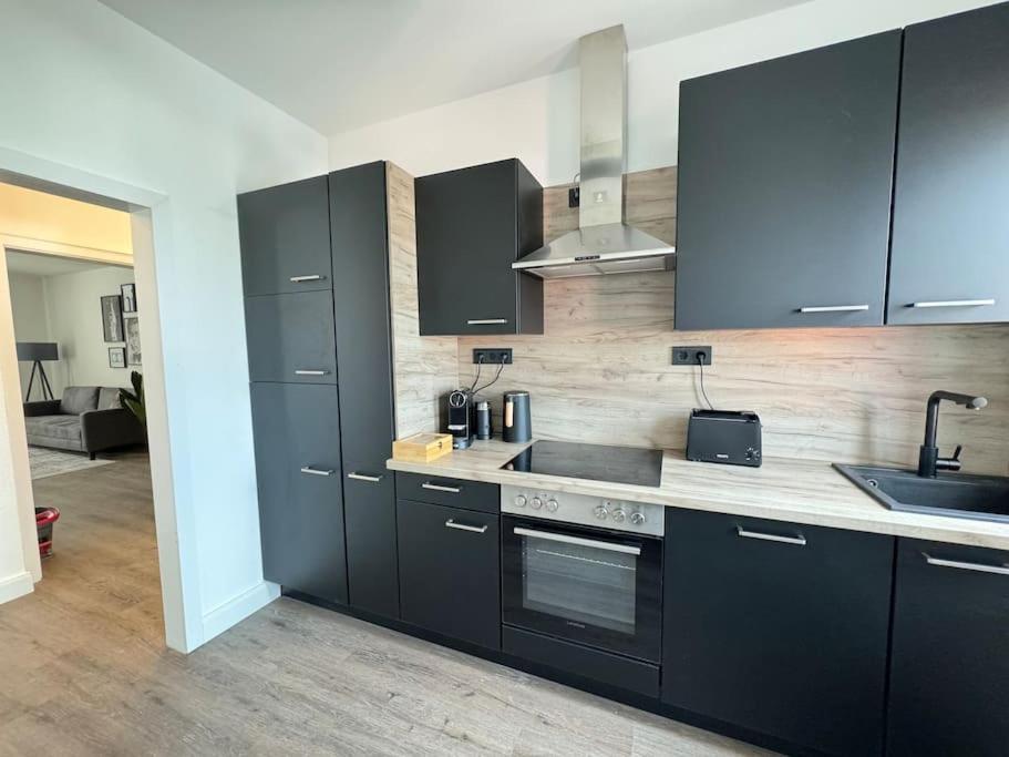 220 Qm Penthouse Wohnung Mit Fahrstuhl - Ohne Spa City Airport City Airport Mannheim Exterior foto