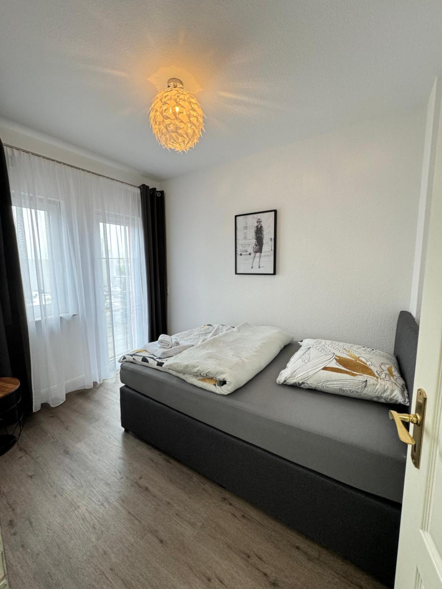 220 Qm Penthouse Wohnung Mit Fahrstuhl - Ohne Spa City Airport City Airport Mannheim Exterior foto